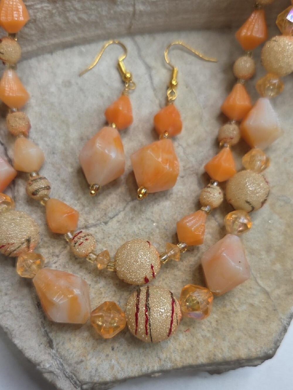 Gold-Tone Peach Beaded Necklace & Earrings Set - Picture 3 of 6